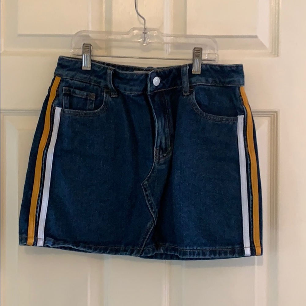 PacSun mini skirt size 27